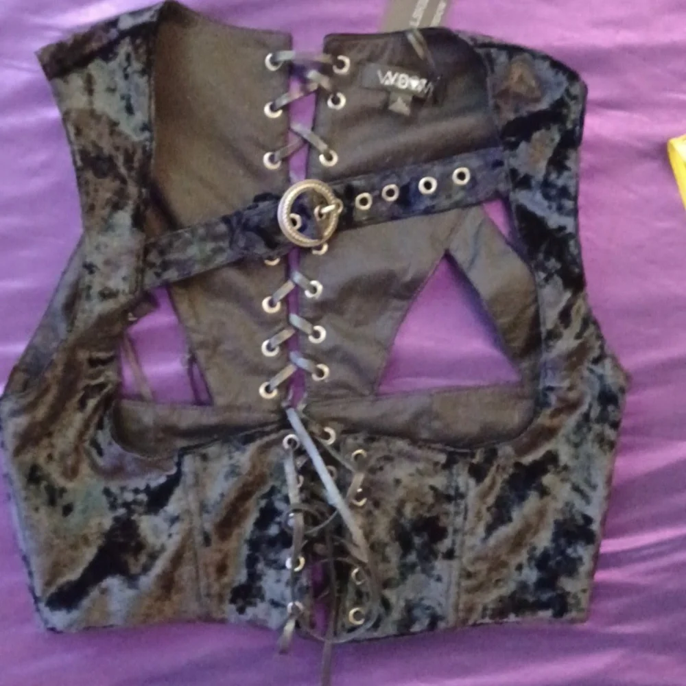 Widow black velvet corcet buckel on chest and lace in front and back LARGE - Picture 8 of 12